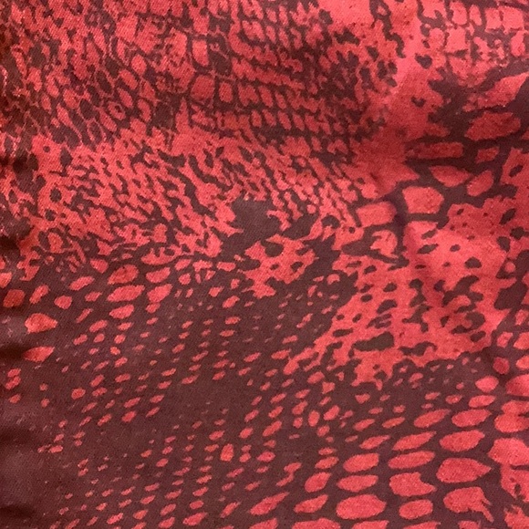 DKNY Red and Black Animal Print Denim Jegging Jeans Size 12 - Picture 7 of 10